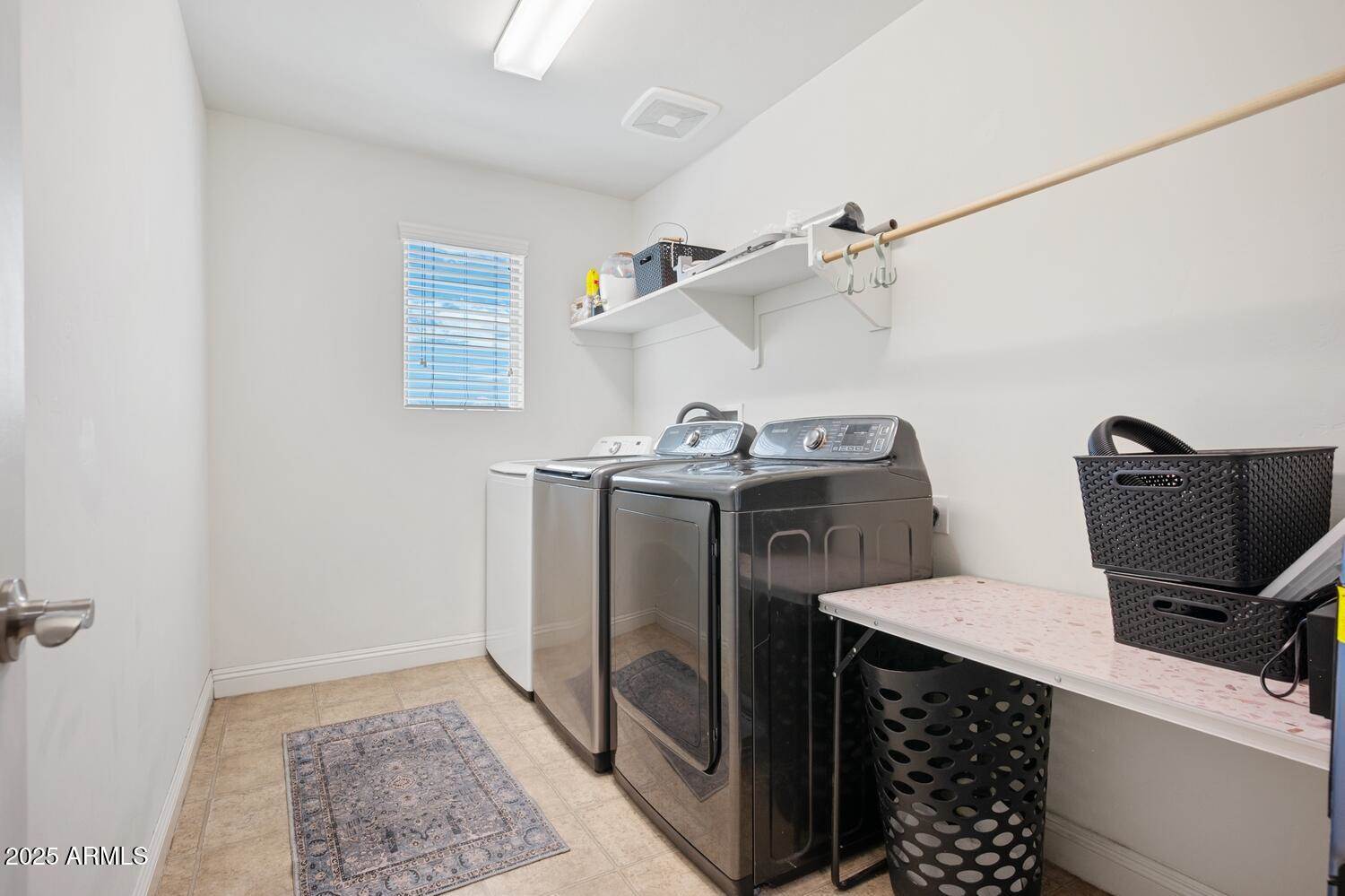 21364 East Patriot Lane, Red Rock, AZ 85145