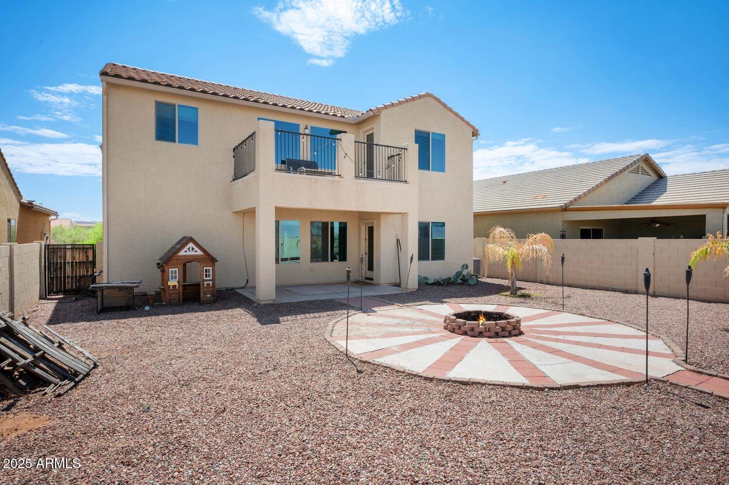 21364 East Patriot Lane, Red Rock, AZ 85145