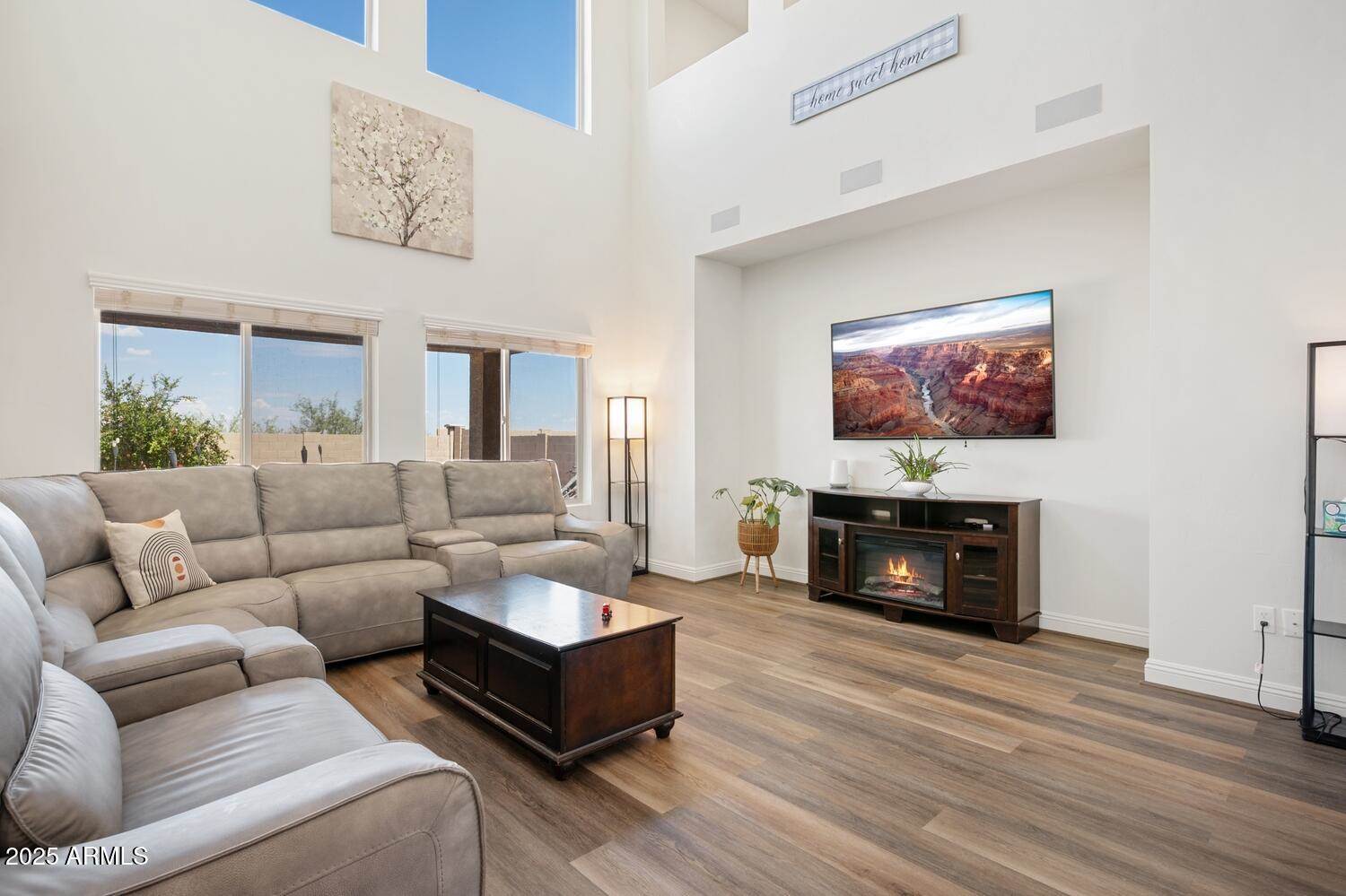 21364 East Patriot Lane, Red Rock, AZ 85145