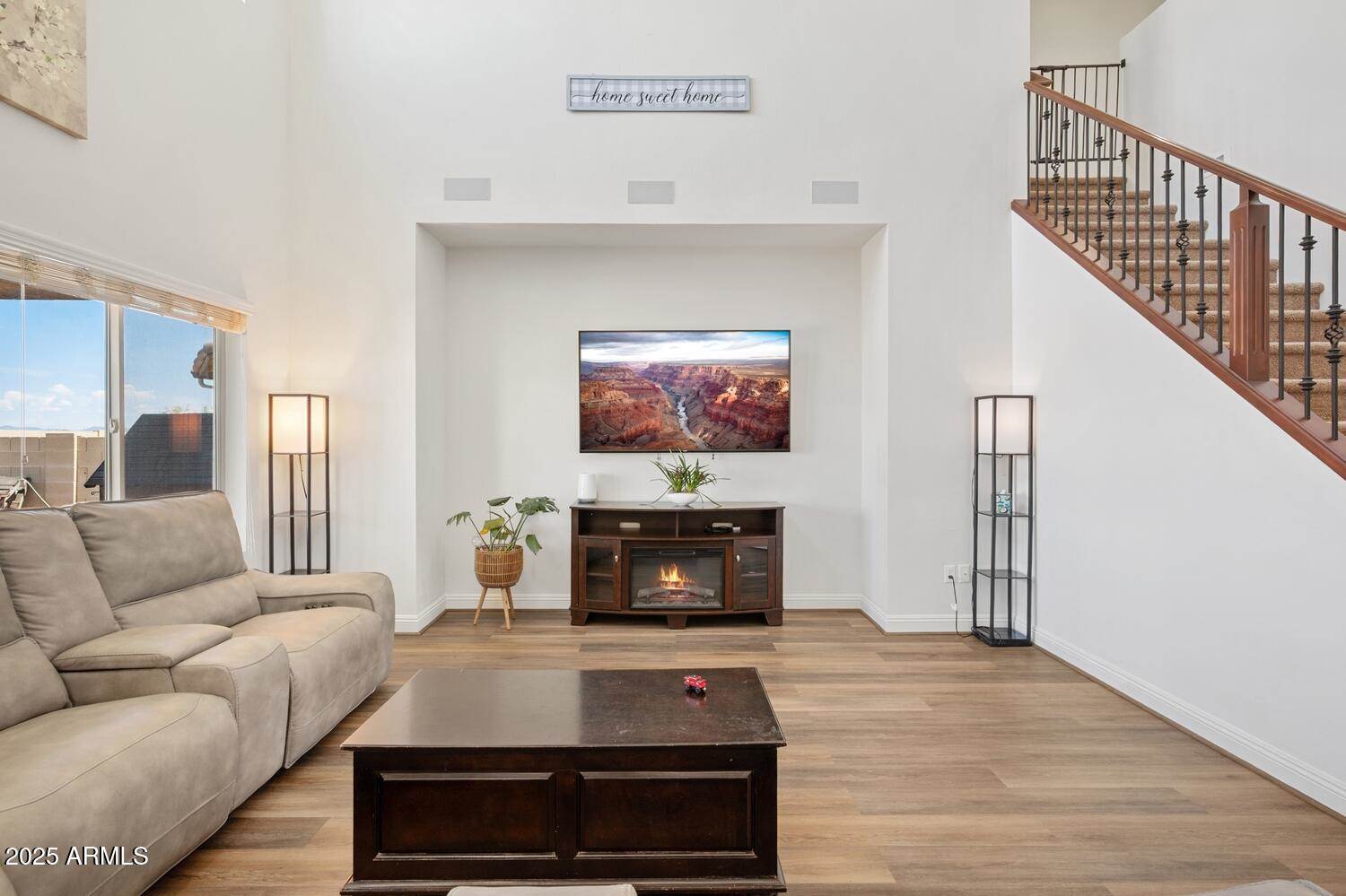 21364 East Patriot Lane, Red Rock, AZ 85145