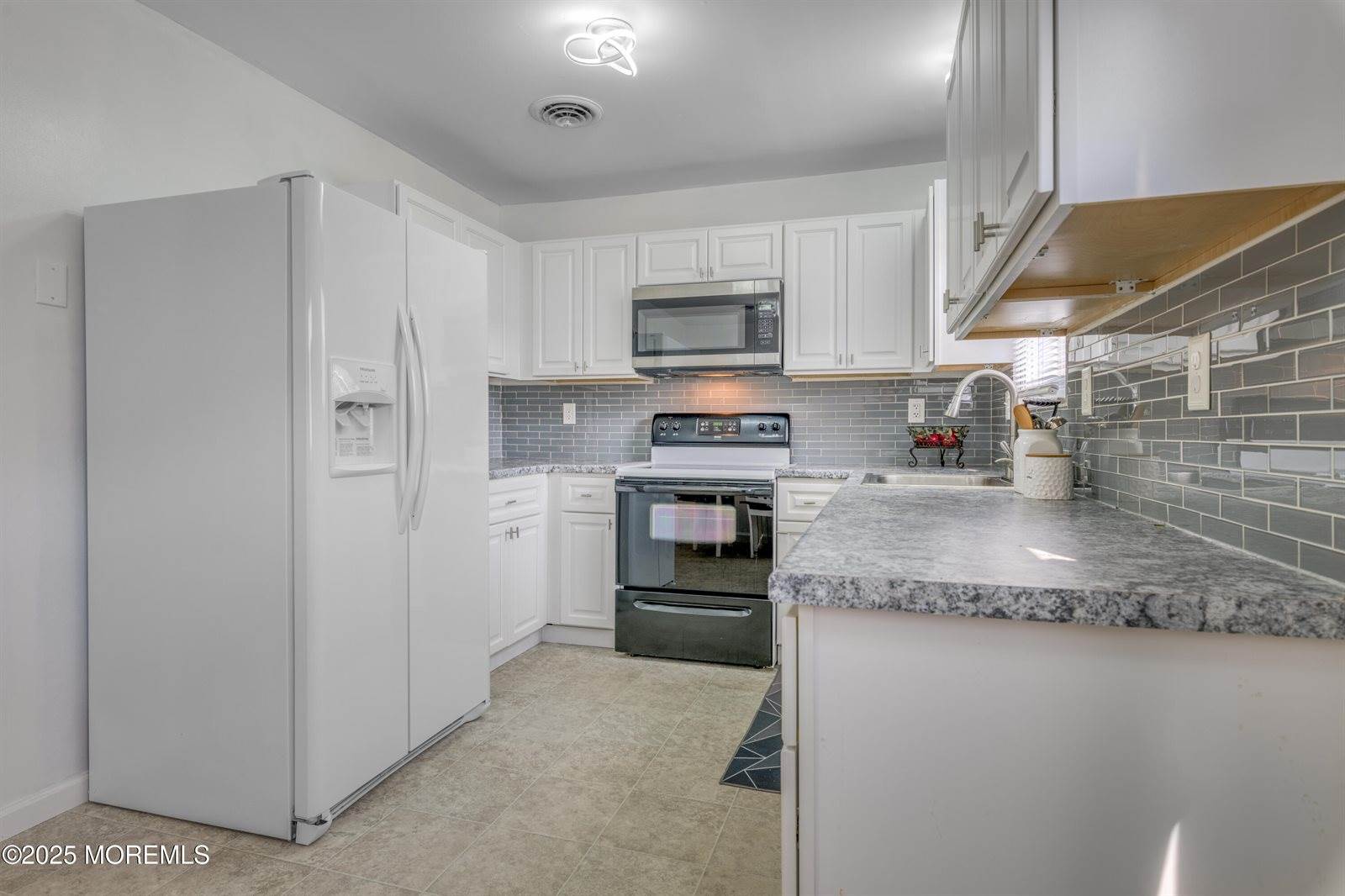 6 Ardmore Street, #A, Whiting, NJ 08759