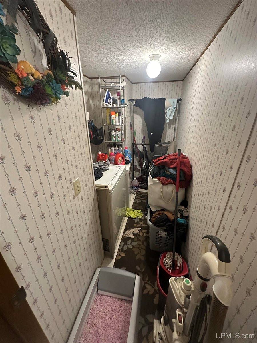 E5433 Oak Street, Au Train, MI 49806