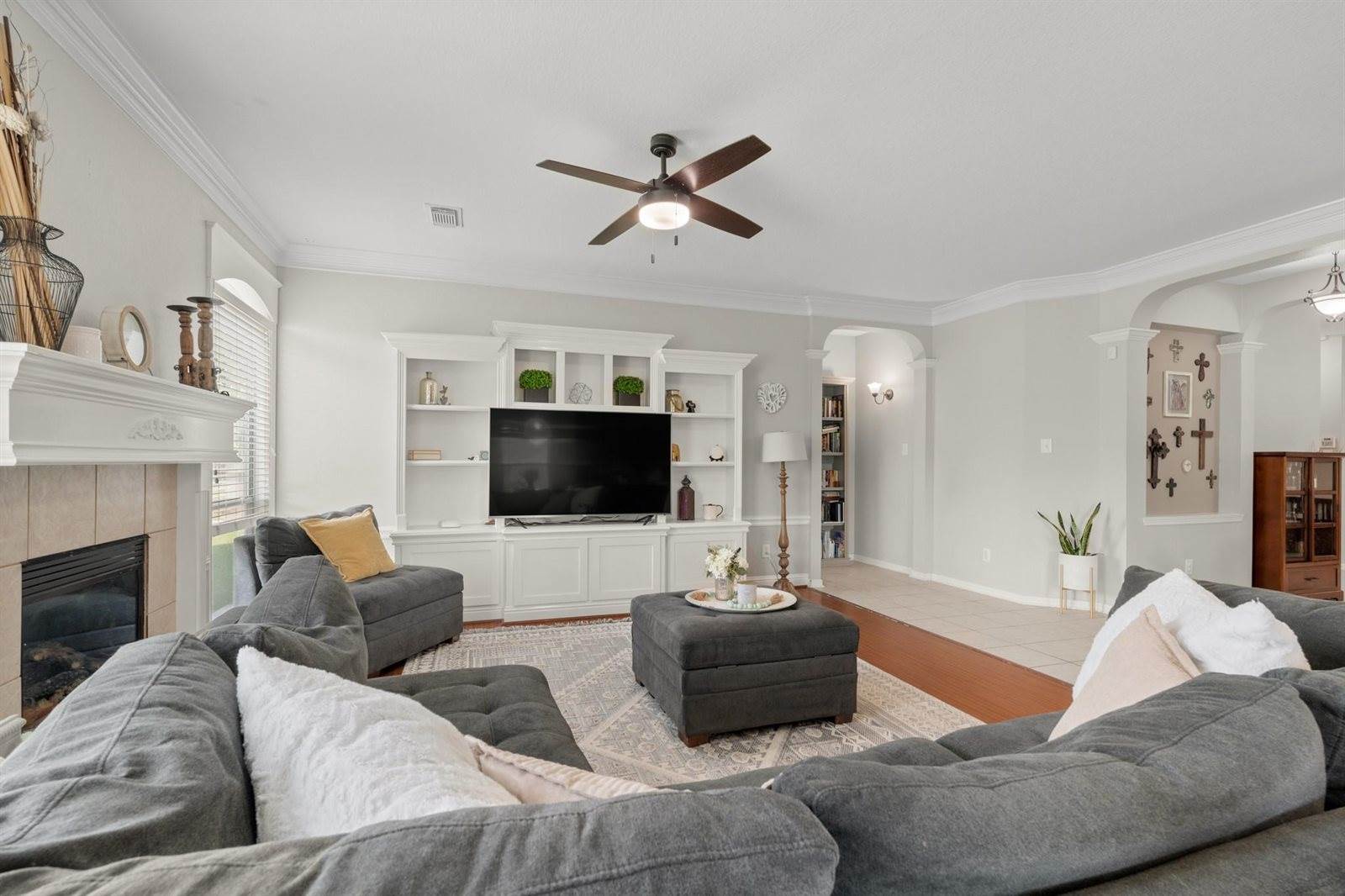 1002 Winter Green Court, Missouri City, TX 77459