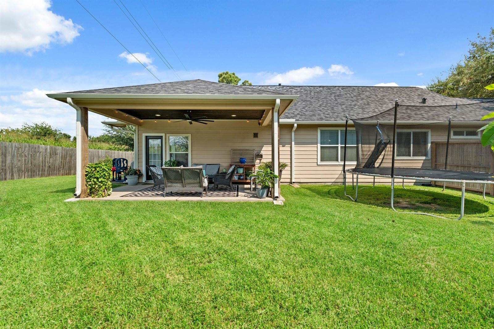 1002 Winter Green Court, Missouri City, TX 77459