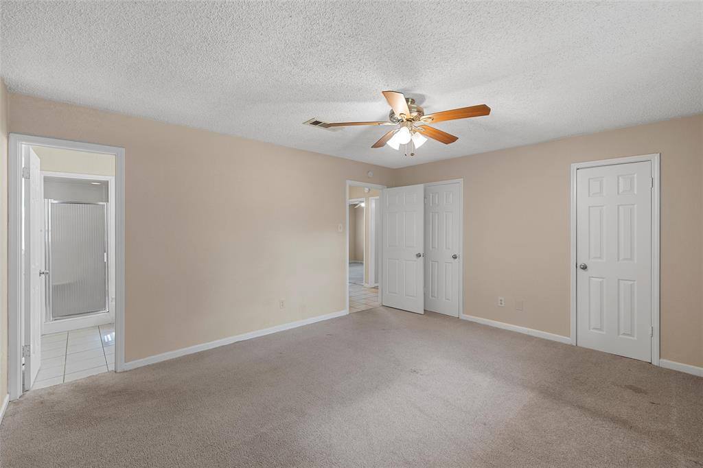 309 Crescent Drive, Hewitt, TX 76643