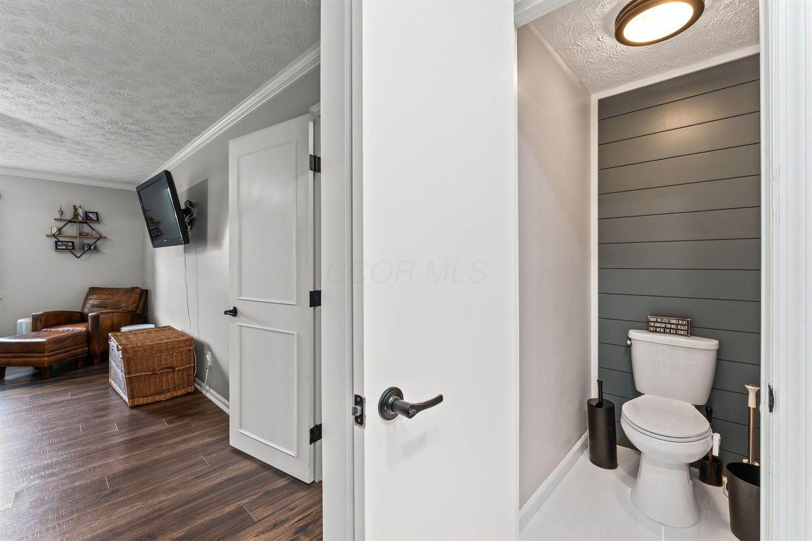 9038 Woodstream Lane, Centerville, OH 45458