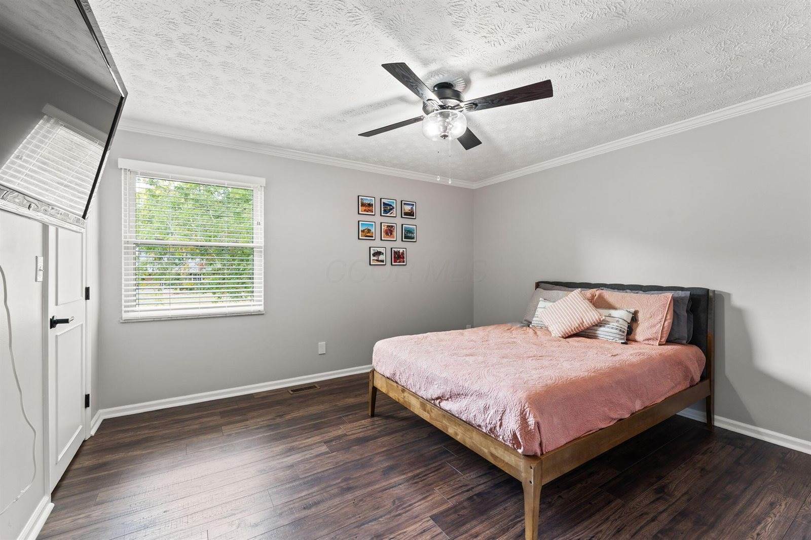 9038 Woodstream Lane, Centerville, OH 45458