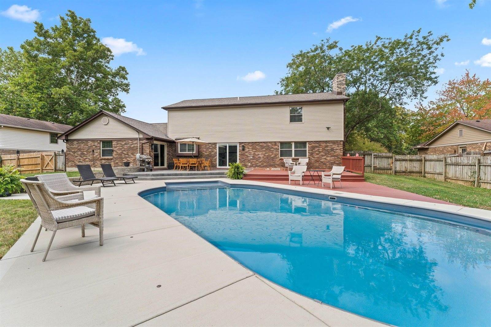 9038 Woodstream Lane, Centerville, OH 45458