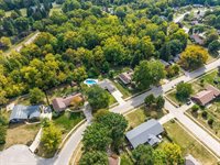 9038 Woodstream Lane, Centerville, OH 45458