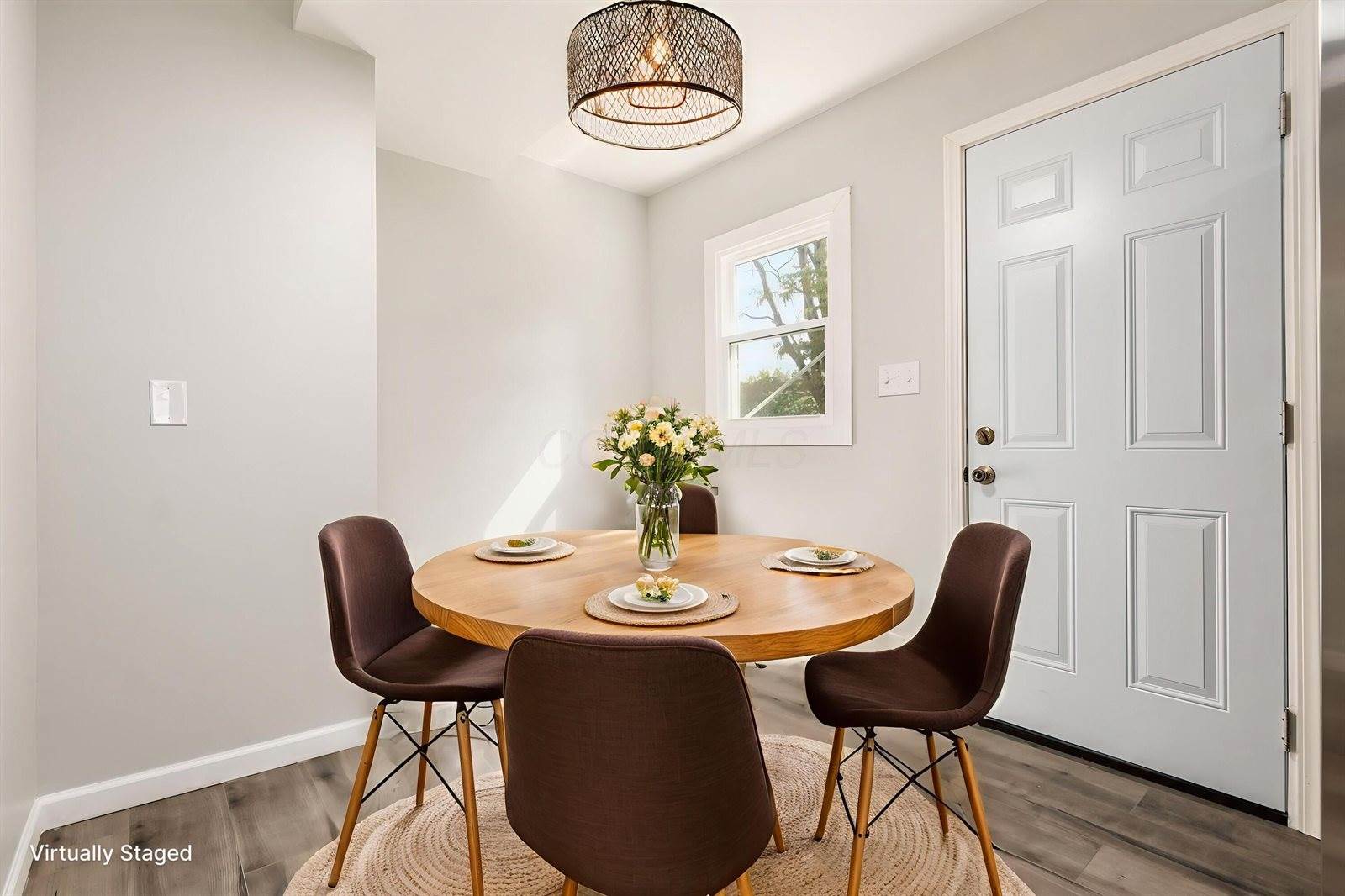 1741 East Dunedin Road, Columbus, OH 43224