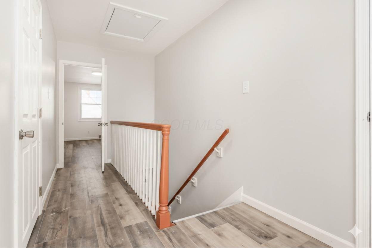 1741 East Dunedin Road, Columbus, OH 43224