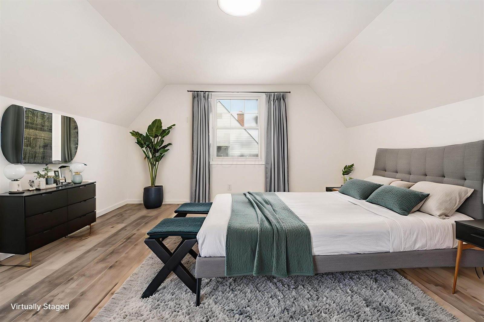 1741 East Dunedin Road, Columbus, OH 43224