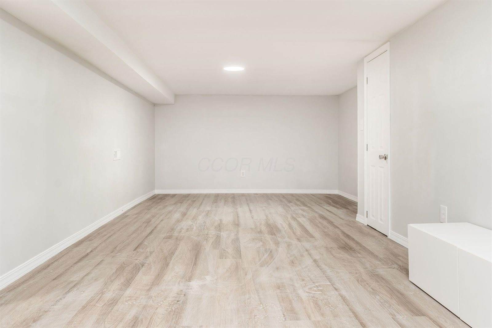 1741 East Dunedin Road, Columbus, OH 43224