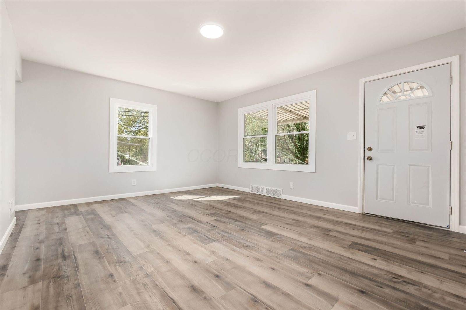 1741 East Dunedin Road, Columbus, OH 43224