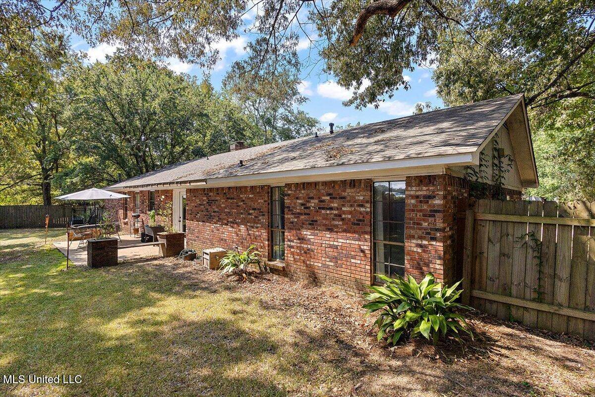 103 Casa Urbano Drive, Clinton, MS 39056