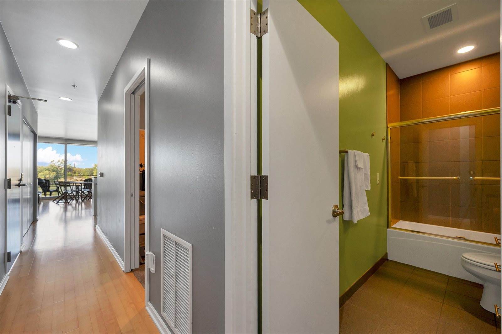 101 Cherry Street, Green Bay, WI 54301