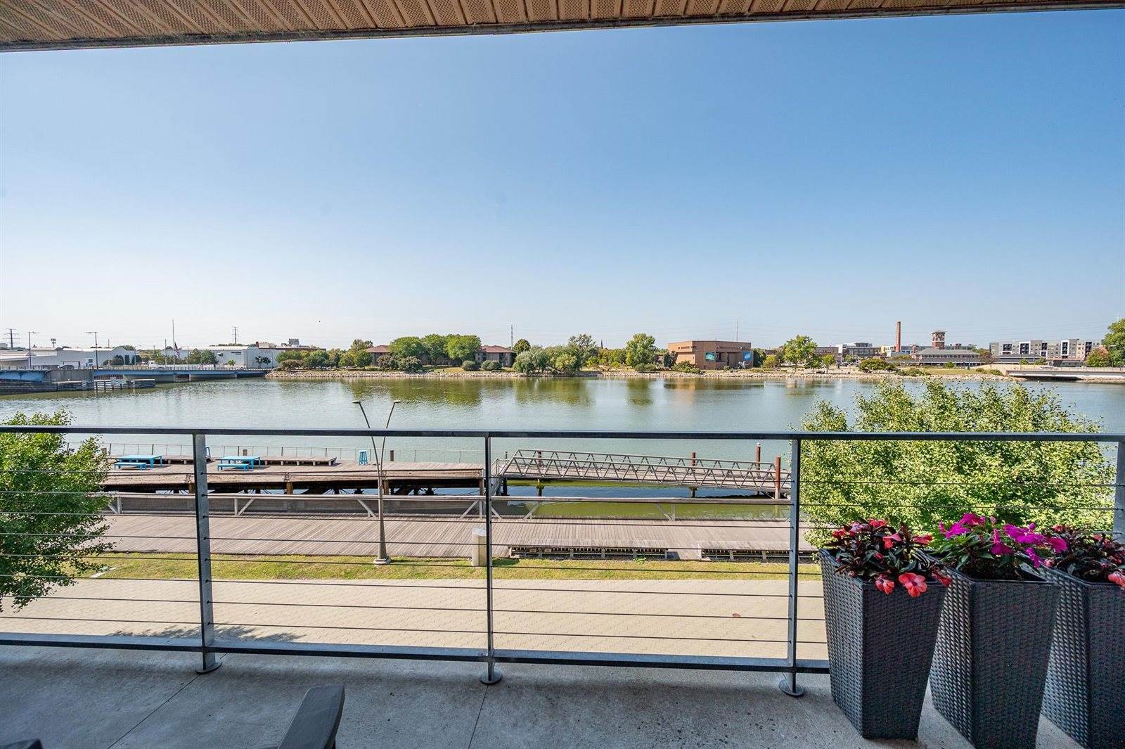 101 Cherry Street, Green Bay, WI 54301