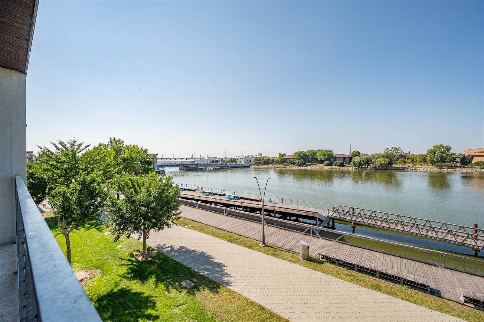 101 Cherry Street, Green Bay, WI 54301