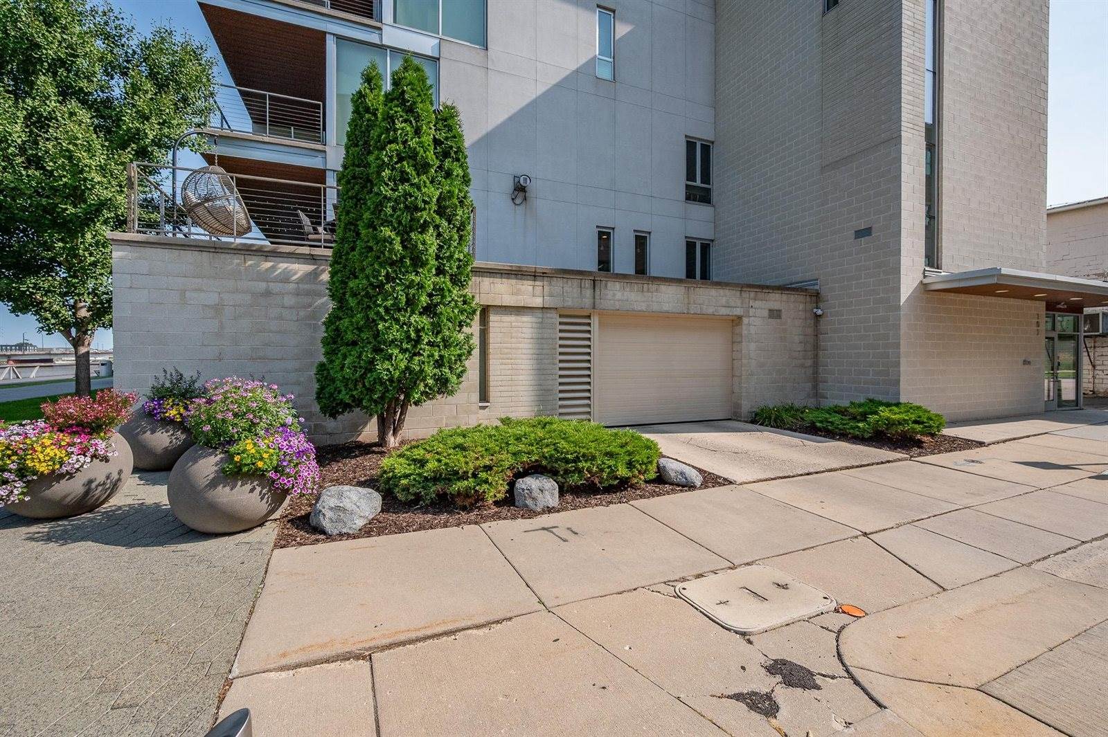 101 Cherry Street, Green Bay, WI 54301