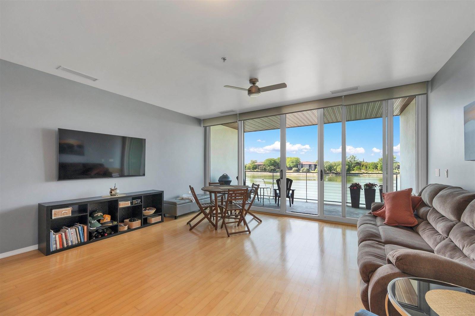 101 Cherry Street, Green Bay, WI 54301