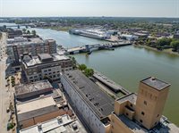 101 Cherry Street, Green Bay, WI 54301