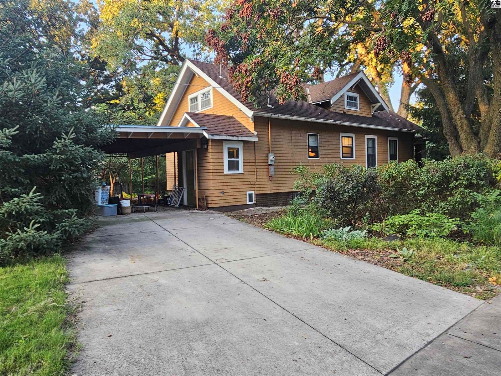 430 North Washington St, Lindsborg, KS 67456