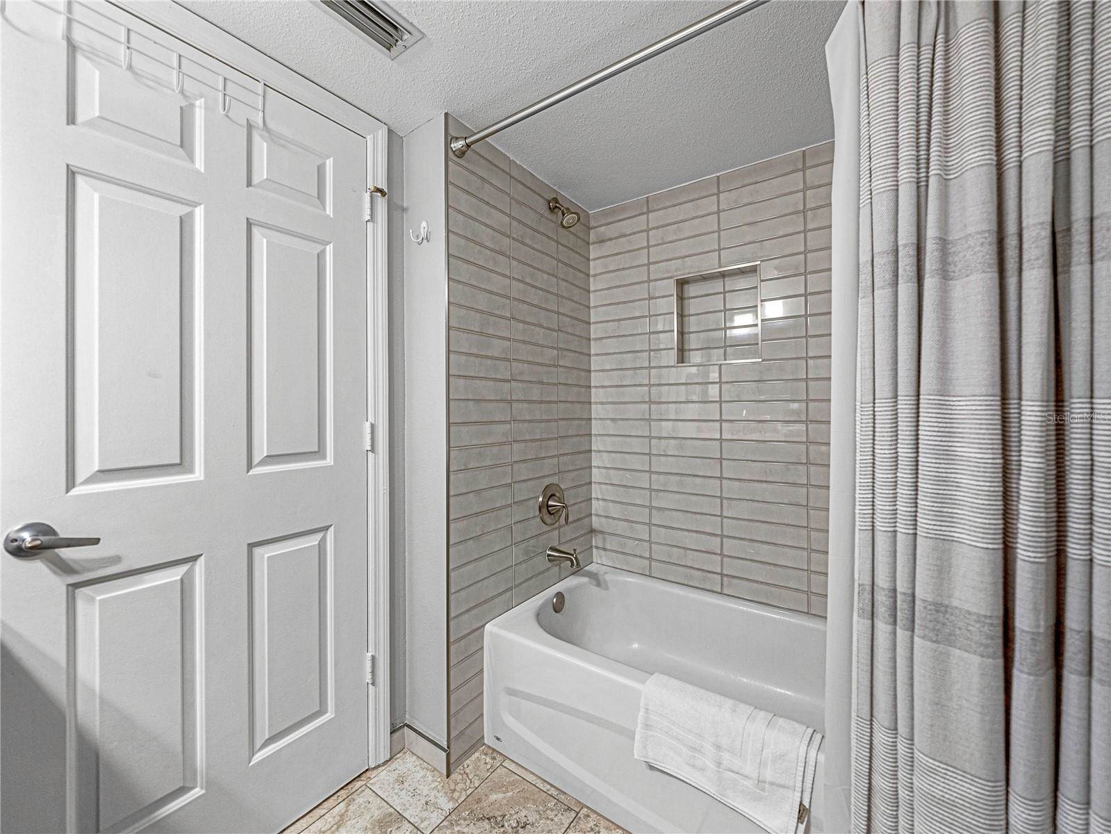 4000 Gulf Boulevard, Saint Petersburg, FL 33706