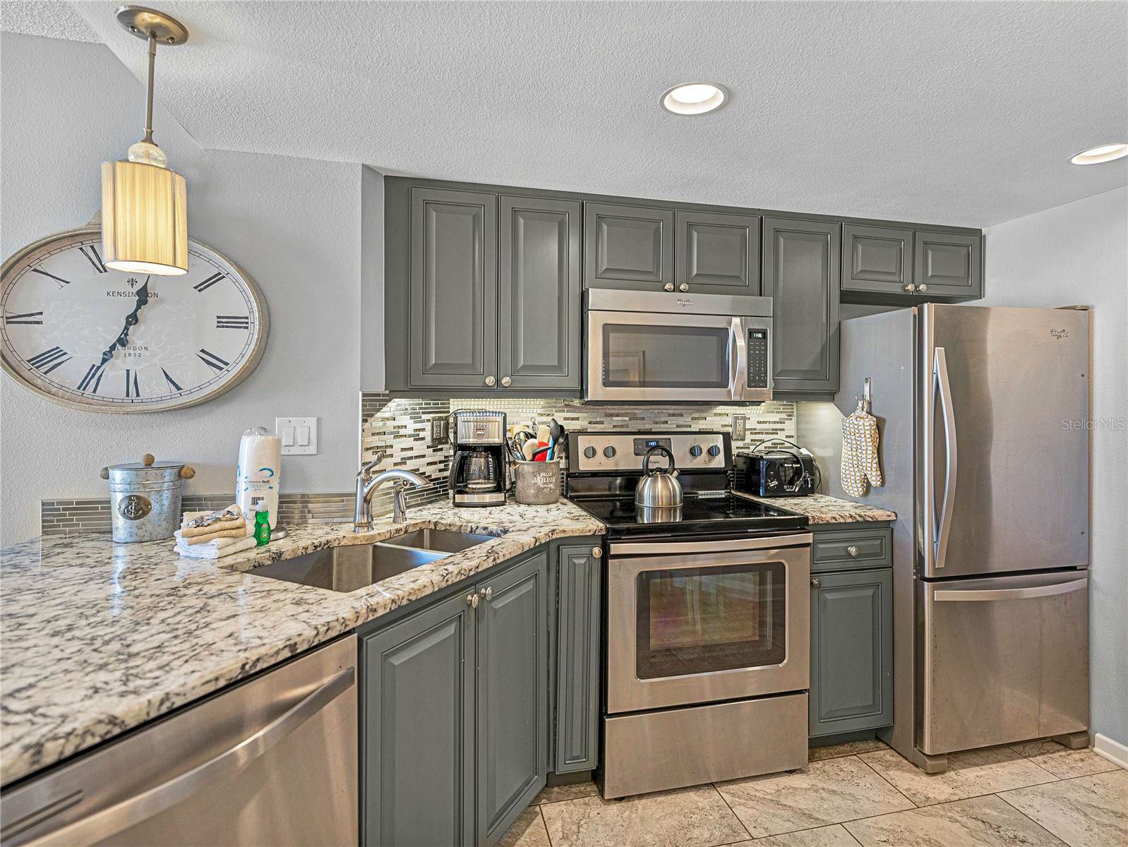 4000 Gulf Boulevard, Saint Petersburg, FL 33706