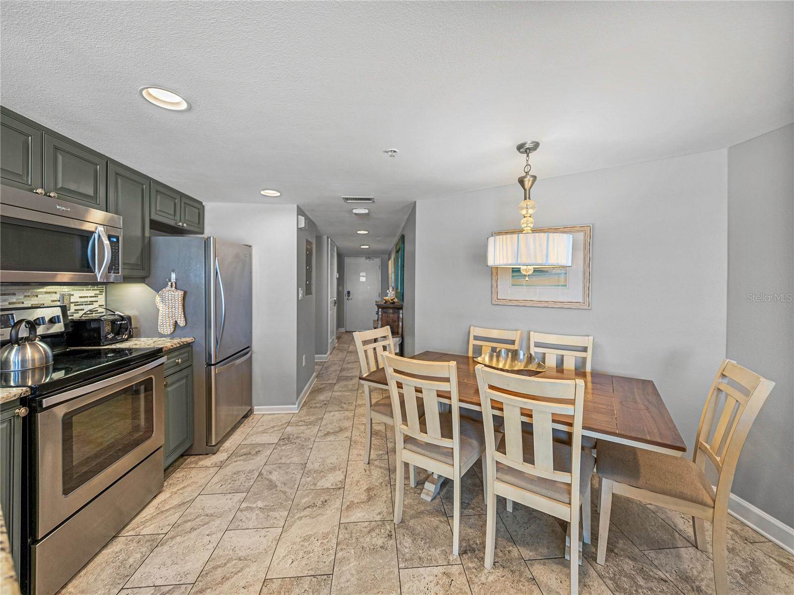 4000 Gulf Boulevard, Saint Petersburg, FL 33706