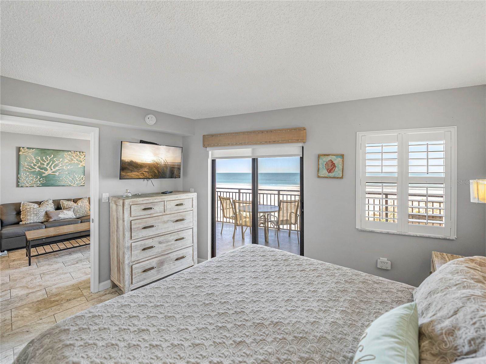 4000 Gulf Boulevard, Saint Petersburg, FL 33706