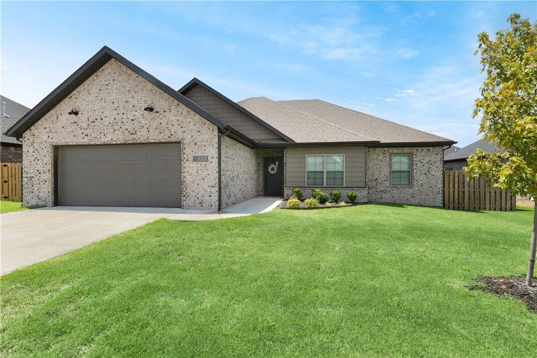 1001 Laux Lane, Pea Ridge, AR 72751