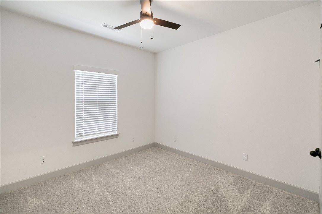 1001 Laux Lane, Pea Ridge, AR 72751