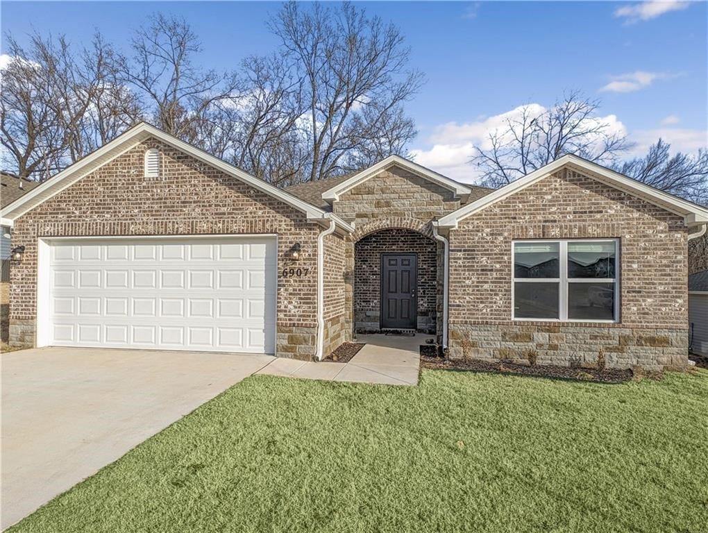 6907 SW Chestnut Hill Road, Bentonville, AR 72713