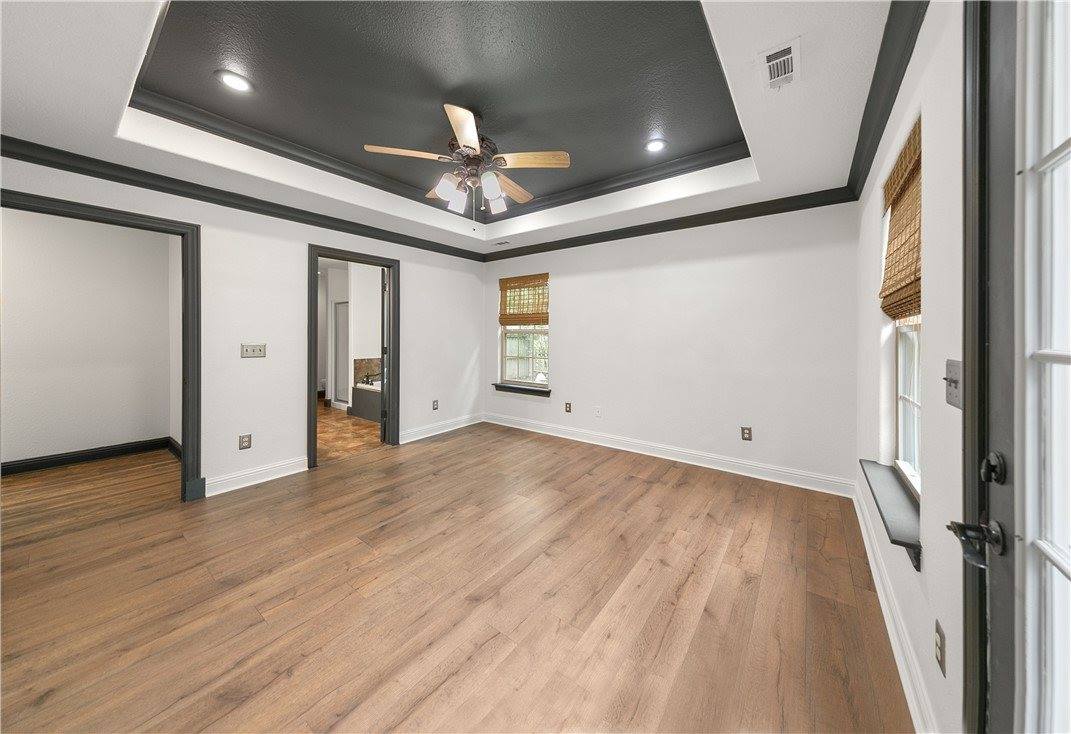 3 Rhonda Lane, Bella Vista, AR 72715