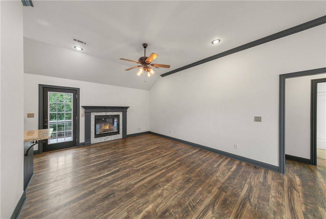 3 Rhonda Lane, Bella Vista, AR 72715