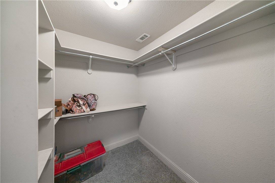 3 Rhonda Lane, Bella Vista, AR 72715