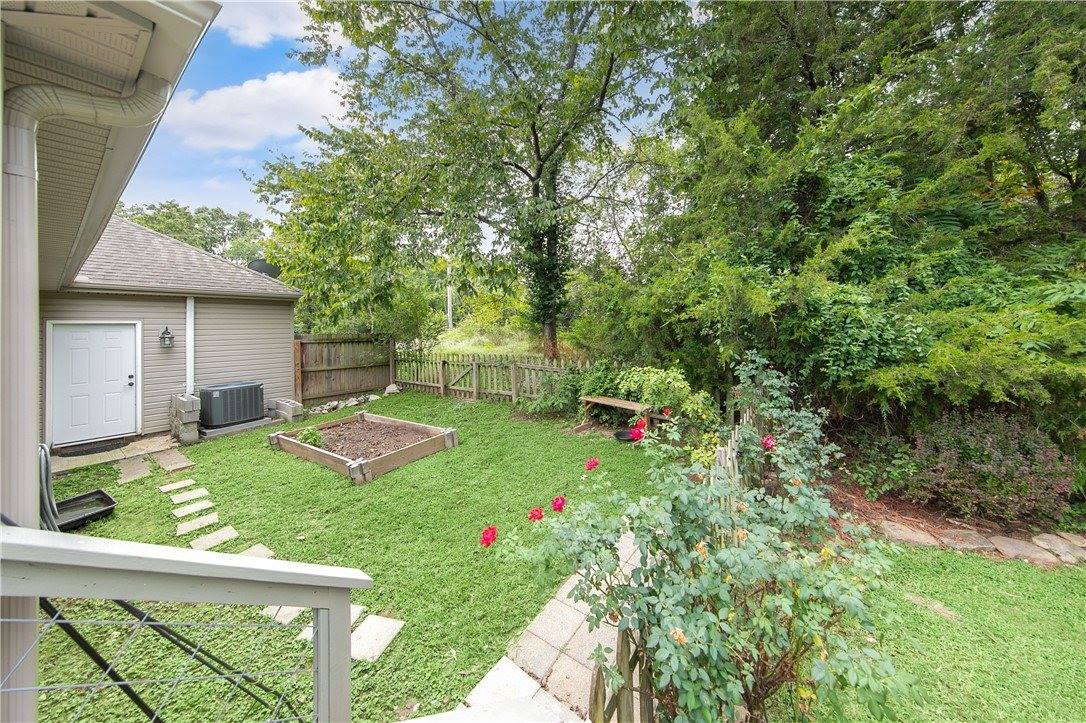 3 Rhonda Lane, Bella Vista, AR 72715