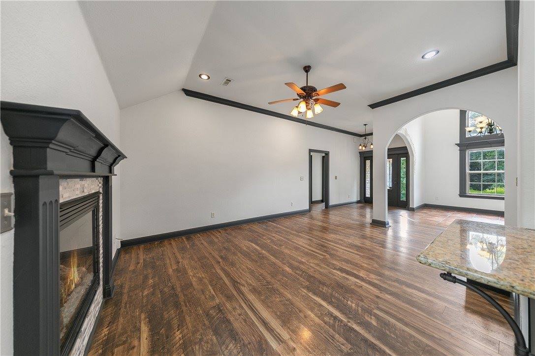 3 Rhonda Lane, Bella Vista, AR 72715