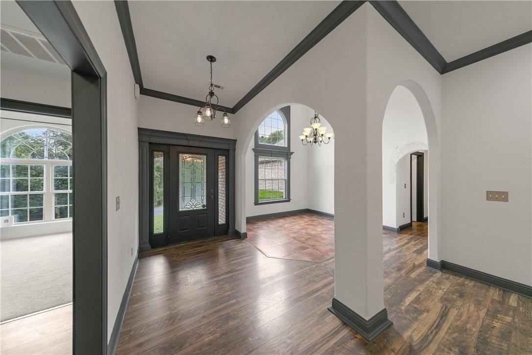 3 Rhonda Lane, Bella Vista, AR 72715