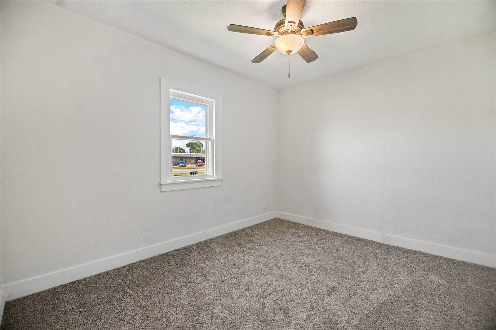 1344 North Kansas Ave, Wichita, KS 67214