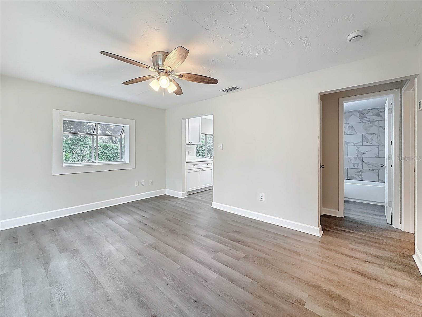 7902 49TH Avenue North, Saint Petersburg, FL 33709