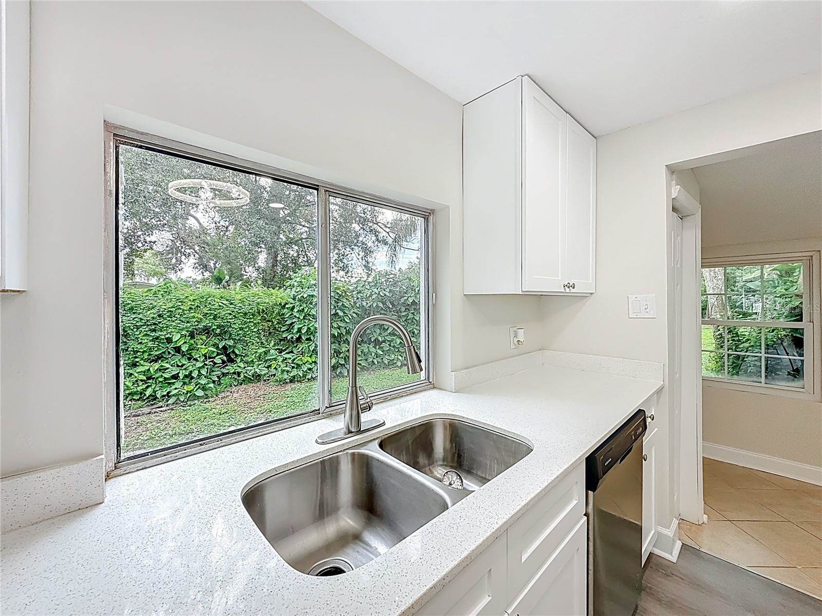 7902 49TH Avenue North, Saint Petersburg, FL 33709