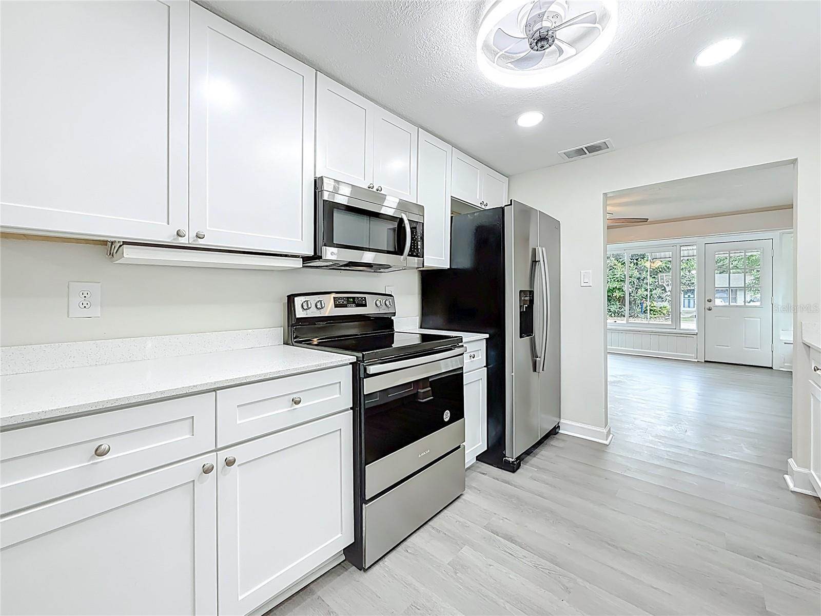 7902 49TH Avenue North, Saint Petersburg, FL 33709