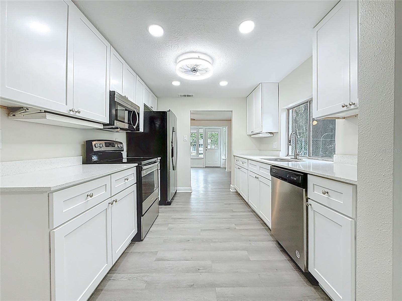 7902 49TH Avenue North, Saint Petersburg, FL 33709