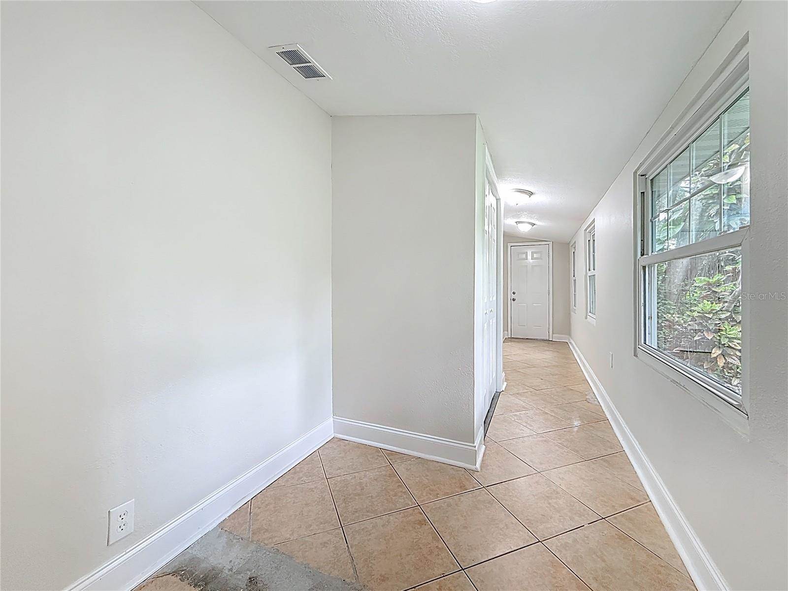 7902 49TH Avenue North, Saint Petersburg, FL 33709