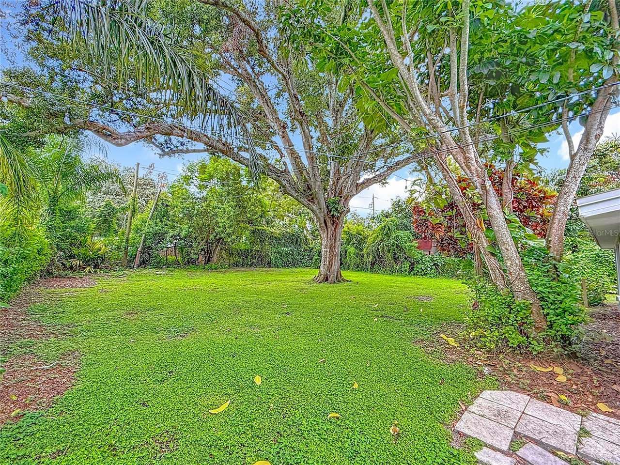 7902 49TH Avenue North, Saint Petersburg, FL 33709