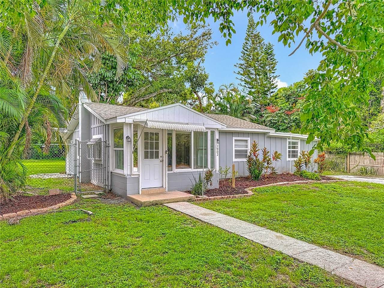 7902 49TH Avenue North, Saint Petersburg, FL 33709