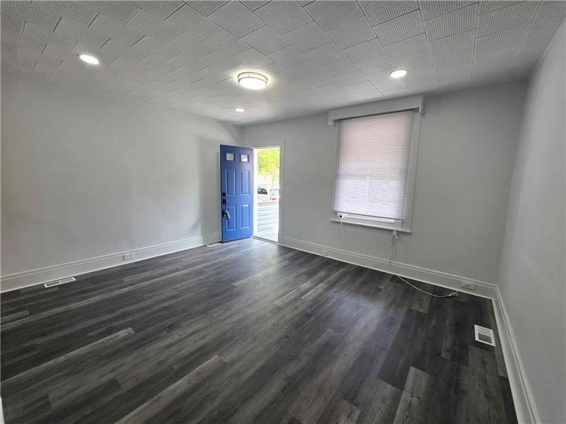 1229 Forest Ave, New Kensington, PA 15068