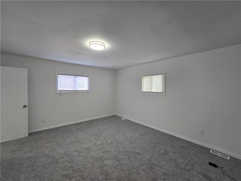 1229 Forest Ave, New Kensington, PA 15068