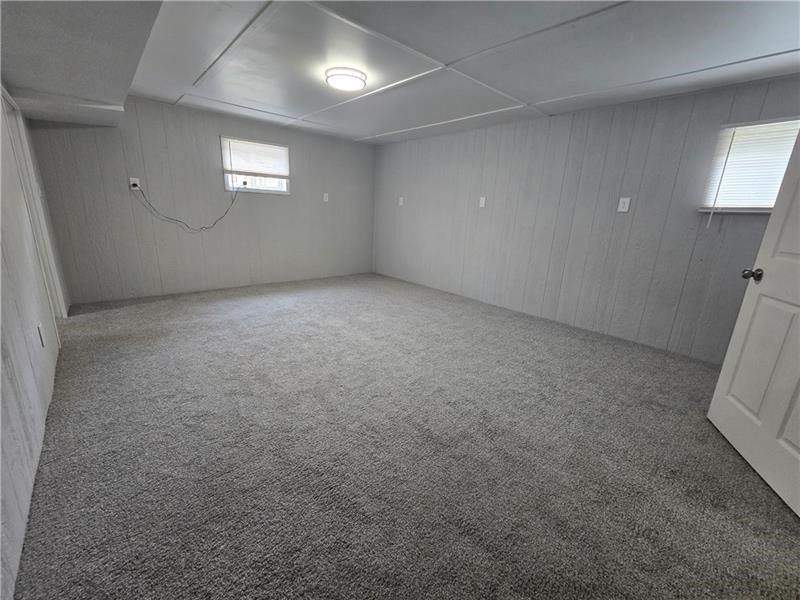 1229 Forest Ave, New Kensington, PA 15068